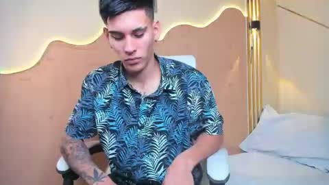 Snapshot of thiiago_xxx chatting on 07.26.26 Thiago online show from 07.26.26