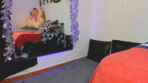 THIN PRINCESS  online show from 01.09.25