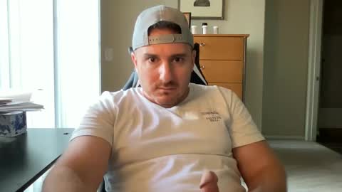 Snapshot of thisbigjewishdick chatting on 03.03.25 This Big Jewish Dick online show from 03.03.25