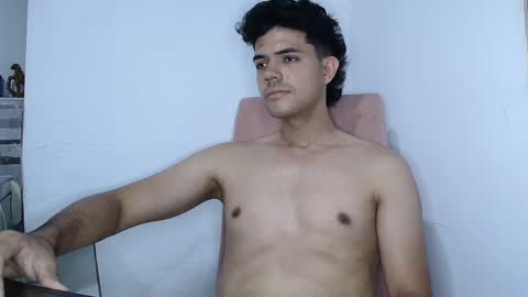 Snapshot of thisisnik chatting on 03.02.25 thisisnik online show from 03.02.25