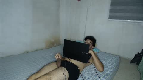 Snapshot of thisisnik chatting on 03.04.25 thisisnik online show from 03.04.25