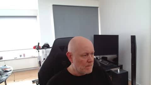 Snapshot of thomas315627 chatting on 05.17.26 thomas315627 online show from 05.17.26