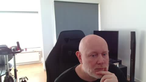 Snapshot of thomas806035 chatting on 07.05.26 thomas806035 online show from 07.05.26