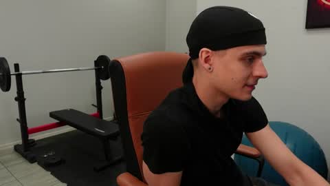 THOMAS BRONS online show from 07.04.26