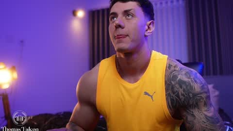 Thomas Falcon online show from 01.05.25