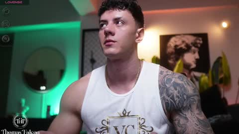 Thomas Falcon online show from 03.06.25