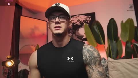 Snapshot of thomas_falcon1 chatting on 01.16.26 Thomas Falcon online show from 01.16.26