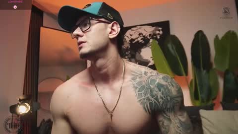 Snapshot of thomas_falcon1 chatting on 01.17.26 Thomas Falcon online show from 01.17.26