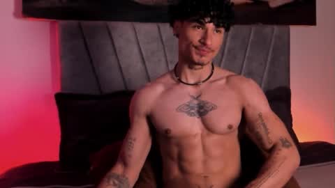 Thomas 3  JUST STAY AND BE MY LAST LOVE online show from 11.24.25