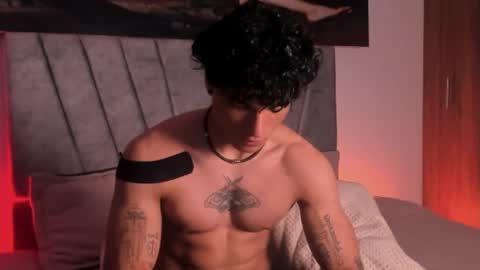 Thomas 3  JUST STAY AND BE MY LAST LOVE online show from 12.04.25