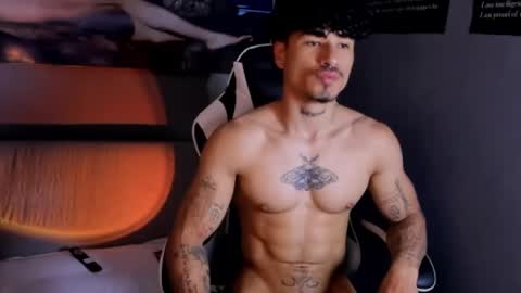 Snapshot of thomas_fit1 chatting on 04.22.26 Thomas 3 JUST STAY AND BE MY LAST LOVE online show from 04.22.26
