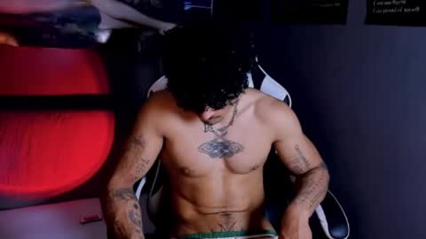 Snapshot of thomas_fit1 chatting on 04.24.26 Thomas 3 JUST STAY AND BE MY LAST LOVE online show from 04.24.26
