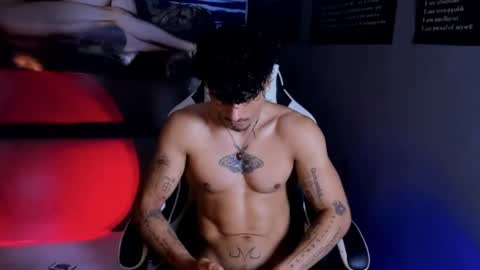 Snapshot of thomas_fit1 chatting on 04.28.26 Thomas 3 JUST STAY AND BE MY LAST LOVE online show from 04.28.26