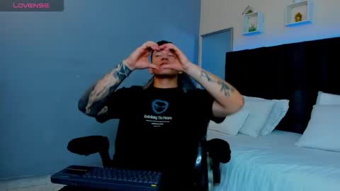 Thomas online show from 11.20.25