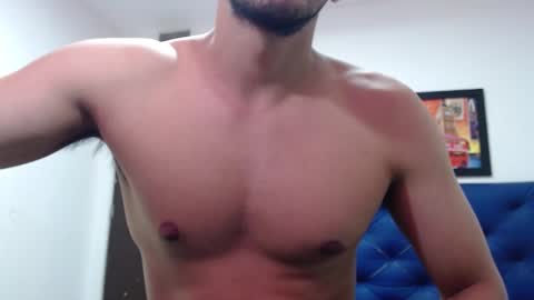 Snapshot of thomas_neuman chatting on 02.07.25 Thomas online show from 02.07.25