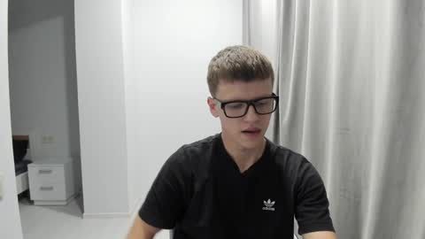 Tomas online show from 12.12.24