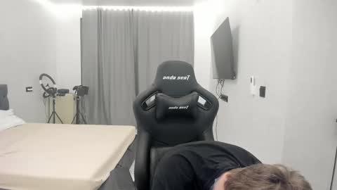 Tomas online show from 02.20.26