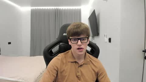 Tomas online show from 04.30.26