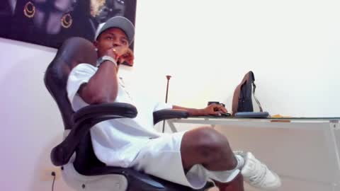 Thomas online show from 02.22.25