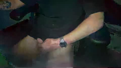 Snapshot of thomascharms chatting on 11.03.25 thomascharms online show from 11.03.25