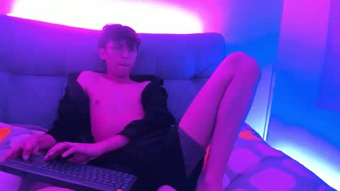  thommy comp online show from 03.05.25