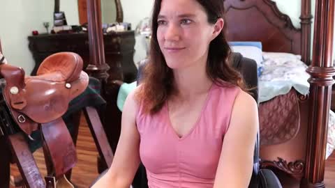 ThornburyRose online show from 03.08.25