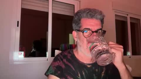 Snapshot of thotcaliente22485 chatting on 12.22.25 thotcaliente22485 online show from 12.22.25