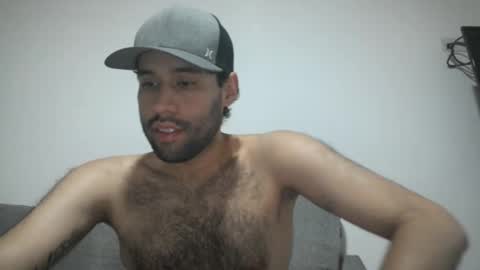 Snapshot of throwawayyourgun chatting on 01.31.25 Luka online show from 01.31.25