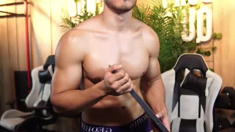 Snapshot of tian_brooks chatting on 02.14.26 Tian Brooks online show from 02.14.26