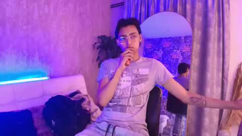   online show from 06.10.26