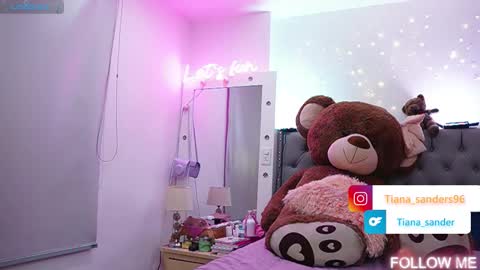 Snapshot of tiana_sanders chatting on 02.14.25 TATIANA online show from 02.14.25