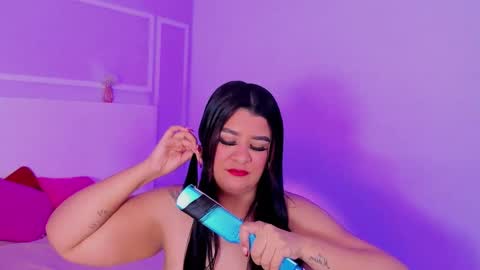 tiannagloww online show from 02.01.26