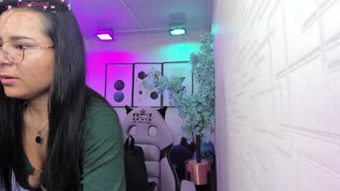 Tiara  online show from 04.08.26