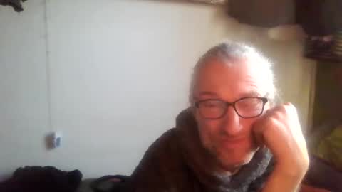 tiddles12345 online show from 04.19.26