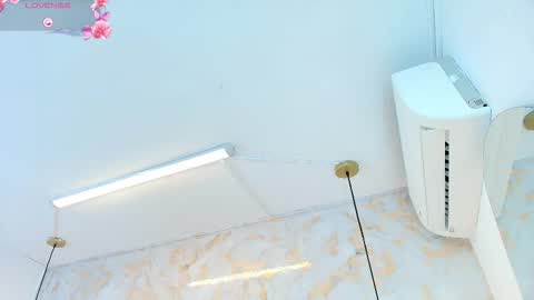 Snapshot of tifanibrown chatting on 02.10.26 Tifani brown online show from 02.10.26