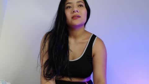 Snapshot of tifanny___ chatting on 01.12.25 tiff online show from 01.12.25