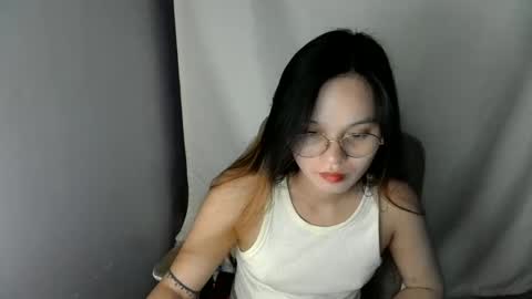 Snapshot of tifanny_foxdoll chatting on 03.05.25 Goddess Tifanny online show from 03.05.25