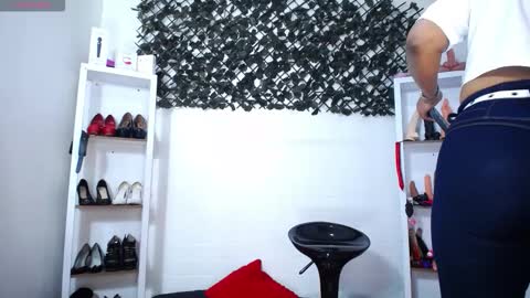 Tifanny Nails  online show from 03.15.26