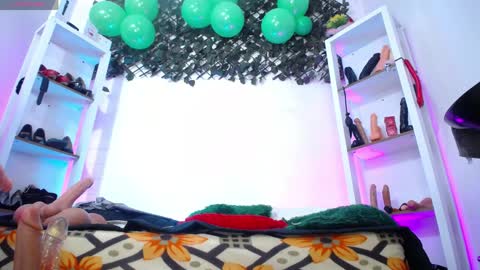 Tifanny Nails  online show from 03.31.26