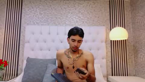 Snapshot of tifannyandethan chatting on 03.04.26 Ethan and Tifanny online show from 03.04.26