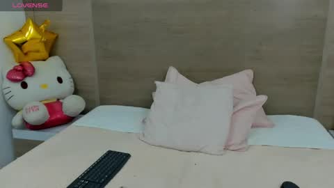 Snapshot of tifany_chill1 chatting on 05.15.26 Tifanny online show from 05.15.26