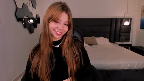 Snapshot of tiffannysins chatting on 02.26.26 Tiffanny Sins online show from 02.26.26