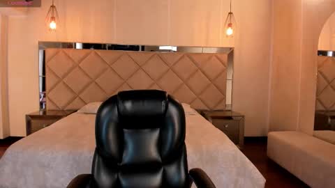 Snapshot of tiffannysins chatting on 02.28.26 Tiffanny Sins online show from 02.28.26