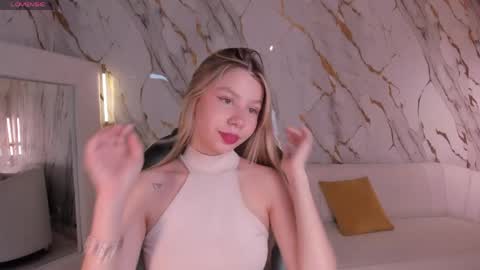 Tiffanny Sins online show from 06.10.26