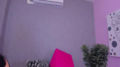 tiffany_mendez online show from 04.11.26