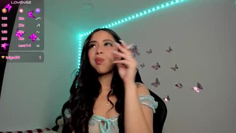 tiffany sofia online show from 11.11.25