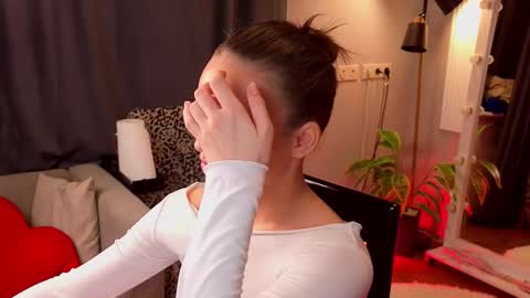 Tiffany online show from 11.30.25