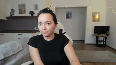  Tiffany  online show from 01.24.25