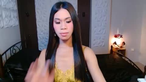 Snapshot of tiffanythebigcock chatting on 10.14.25 tiffanythebigcock online show from 10.14.25