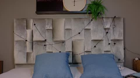 Tiffany  online show from 11.10.25